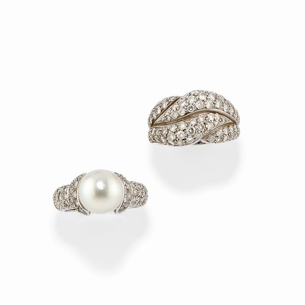 Due anelli in oro bianco 18K, diamanti e perla coltivata  - Asta Gioielli - Associazione Nazionale - Case d'Asta italiane