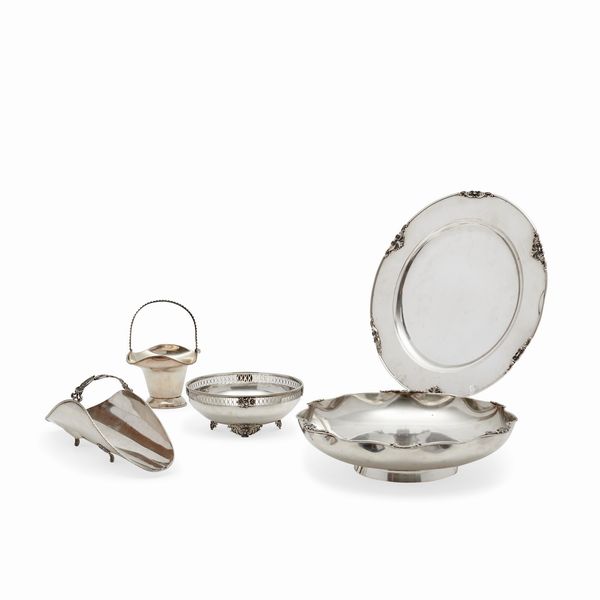 Cinque oggetti in argento, Italia, XX secolo  - Asta Gioielli - Associazione Nazionale - Case d'Asta italiane