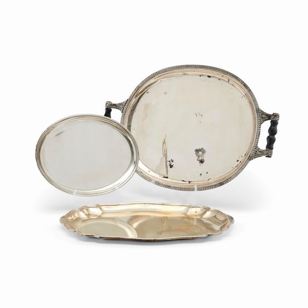 Tre vassoi in argento, Italia, XX secolo  - Asta Gioielli - Associazione Nazionale - Case d'Asta italiane