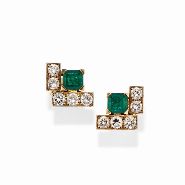Orecchini in oro bicolore 18k, smeraldi e diamanti  - Asta Gioielli - Associazione Nazionale - Case d'Asta italiane