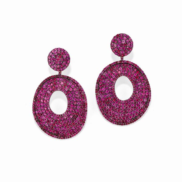 Orecchini in oro bianco 14k, argento e rubini  - Asta Gioielli - Associazione Nazionale - Case d'Asta italiane