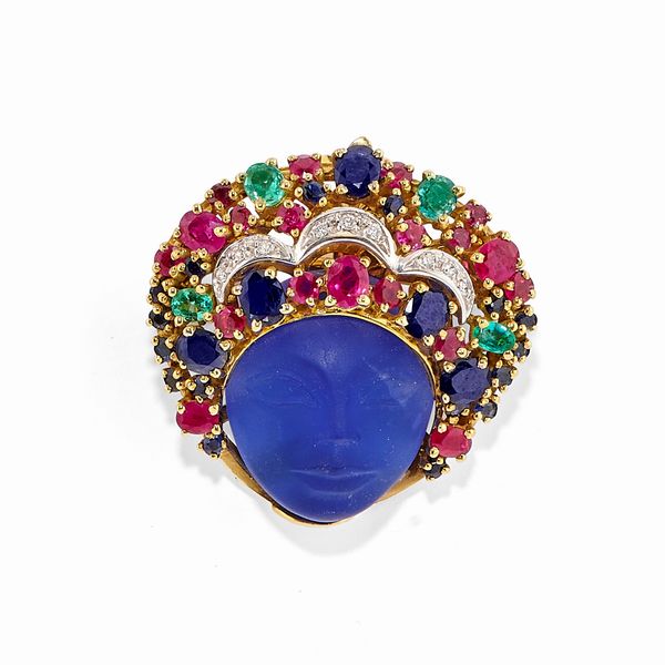 Spilla-pendente in oro bicolore 18k, pasta vitrea, diamanti, rubini, smeraldi e zaffiri  - Asta Gioielli - Associazione Nazionale - Case d'Asta italiane