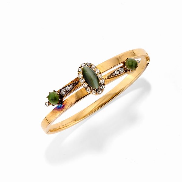Bracciale in oro giallo 18k, giada nefrite e diamanti, inizio XX secolo  - Asta Gioielli - Associazione Nazionale - Case d'Asta italiane
