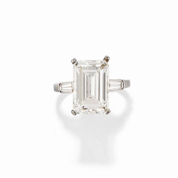 Anello in platino e diamante  - Asta Gioielli - Associazione Nazionale - Case d'Asta italiane