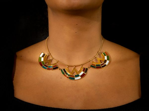 Girocollo Mila Schon in oro giallo e smalti policromi  - Asta Gioielli e Orologi - Associazione Nazionale - Case d'Asta italiane