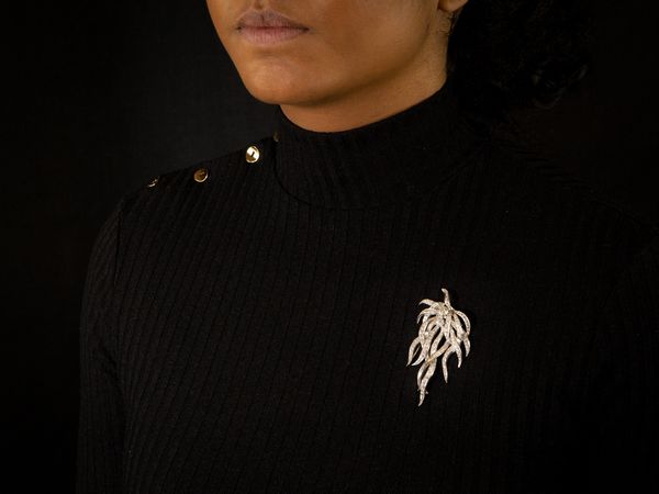 Spilla in platino con diamanti  - Asta Gioielli e Orologi - Associazione Nazionale - Case d'Asta italiane