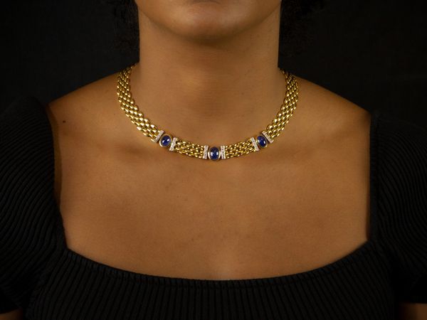 Girocollo in oro giallo con diamanti e zaffiri  - Asta Gioielli e Orologi - Associazione Nazionale - Case d'Asta italiane