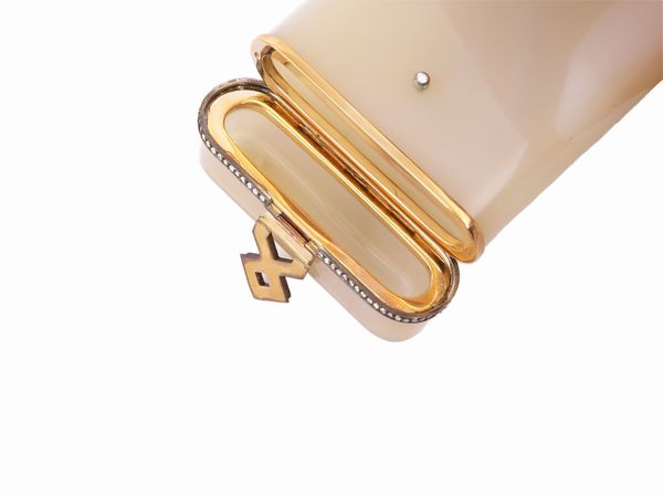 Scatola in agata, oro giallo e argento con diamanti  - Asta Gioielli e Orologi - Associazione Nazionale - Case d'Asta italiane