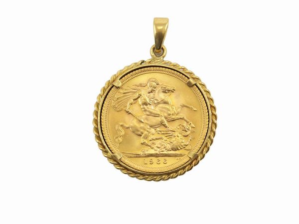 Pendente in oro giallo con una moneta da una sterlina  - Asta Gioielli e Orologi - Associazione Nazionale - Case d'Asta italiane
