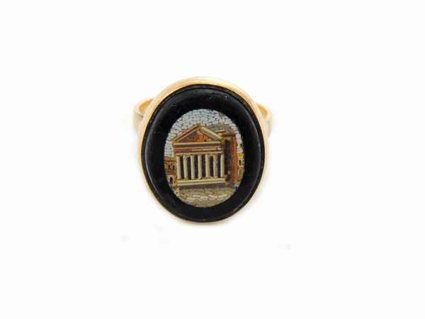 Anello in oro giallo con micromosaico  - Asta Gioielli e Orologi - Associazione Nazionale - Case d'Asta italiane