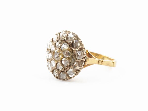 Demi parure anello e spilla in oro giallo e argento con diamanti  - Asta Gioielli e Orologi - Associazione Nazionale - Case d'Asta italiane