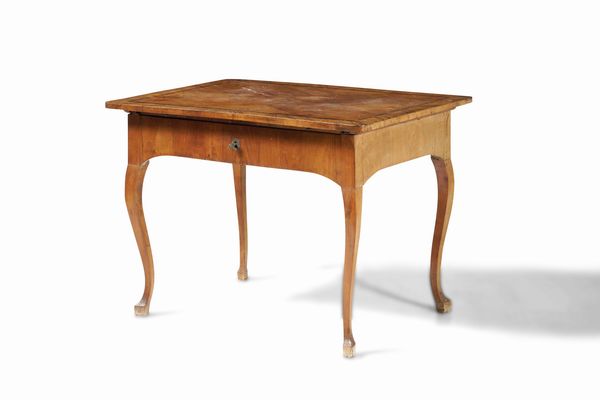 Tavolo Luigi XV in legno di ulivo lastronato e filettato in palissandro. Genova XVIII secolo  - Asta Dimore italiane | Cambi Time - Associazione Nazionale - Case d'Asta italiane