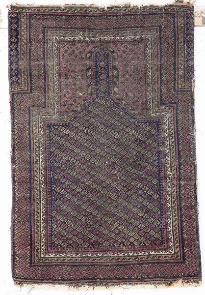 Lotto di due tappeti, una passatoia Persia inizio XX secolo, un tappeto Baluch inizio XX secolo  - Asta Dimore italiane | Cambi Time - Associazione Nazionale - Case d'Asta italiane