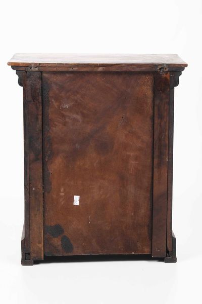 Modello di armadio Carlo X in legno di mogano. Prima met XIX secolo  - Asta Dimore italiane | Cambi Time - Associazione Nazionale - Case d'Asta italiane