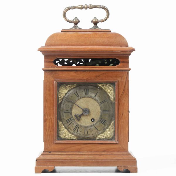 Pendola da tavolo romana, cassa in ulivo  - Asta Dimore italiane | Cambi Time - Associazione Nazionale - Case d'Asta italiane