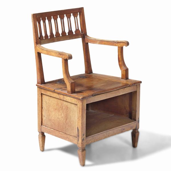 Poltrona in noce. Genova fine XVIII secolo  - Asta Dimore italiane | Cambi Time - Associazione Nazionale - Case d'Asta italiane