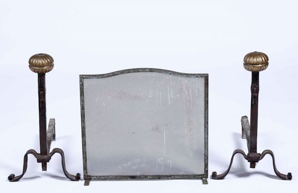 Coppia di alari e para scintille in ferro battuto  - Asta Dimore italiane | Cambi Time - Associazione Nazionale - Case d'Asta italiane