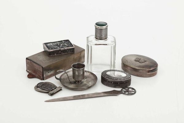 Lotto di oggetti in argento  - Asta Dimore italiane | Cambi Time - Associazione Nazionale - Case d'Asta italiane