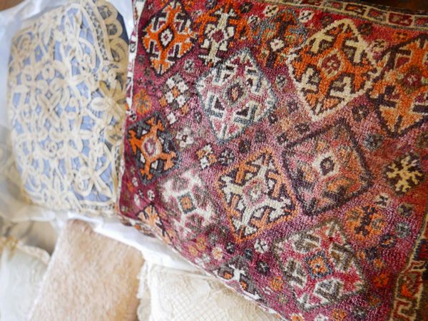 Lotto di due scatole  - Asta Dimore italiane | Cambi Time - Associazione Nazionale - Case d'Asta italiane