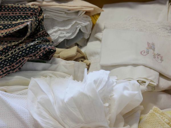 Lotto di cinque scatole  - Asta Dimore italiane | Cambi Time - Associazione Nazionale - Case d'Asta italiane