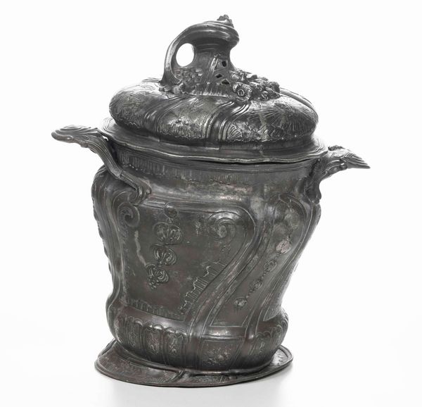 Braciere in peltro a forma di vaso con coperchio, XVIII secolo  - Asta Dimore italiane | Cambi Time - Associazione Nazionale - Case d'Asta italiane