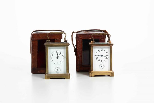 Due sveglie cappuccine, inizio XX secolo  - Asta Dimore italiane | Cambi Time - Associazione Nazionale - Case d'Asta italiane