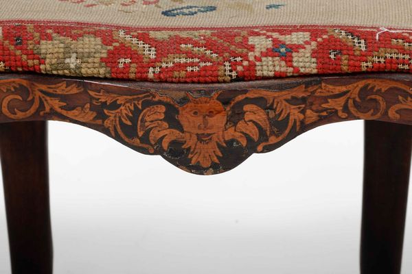 Modello di divano a tre posti. XIX secolo  - Asta Dimore italiane | Cambi Time - Associazione Nazionale - Case d'Asta italiane