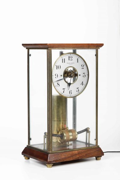 Bulle, orologio elettrico su una bobina. Met� XX secolo  - Asta Dimore italiane | Cambi Time - Associazione Nazionale - Case d'Asta italiane