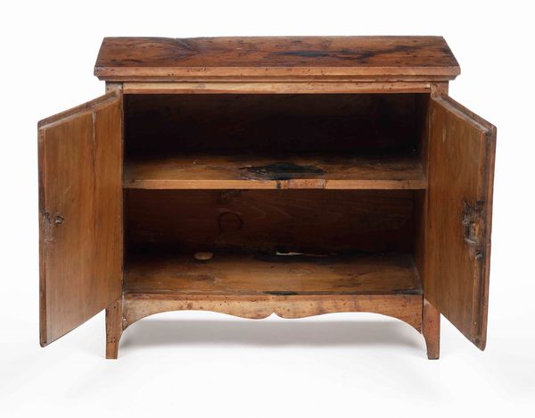 Modellino di credenza a due ante. XVIII secolo  - Asta Dimore italiane | Cambi Time - Associazione Nazionale - Case d'Asta italiane