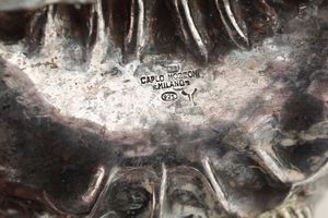 Lotto comprendente 3 ciotole a conchiglia in argento. Italia e Inghilterra XX secolo  - Asta Dimore italiane | Cambi Time - Associazione Nazionale - Case d'Asta italiane