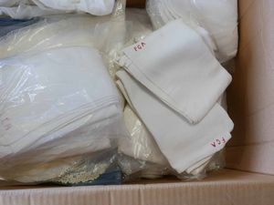 Lotto di due scatole  - Asta Dimore italiane | Cambi Time - Associazione Nazionale - Case d'Asta italiane