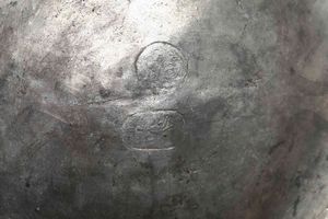 Braciere in peltro a forma di vaso con coperchio, XVIII secolo  - Asta Dimore italiane | Cambi Time - Associazione Nazionale - Case d'Asta italiane