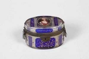 Scatola in vetro dipinto. Inizio XIX secolo  - Asta Dimore italiane | Cambi Time - Associazione Nazionale - Case d'Asta italiane