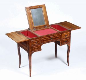 Tavolo toilette in legno lastronato e filettato. Italia centrale seconda met� XVIII secolo  - Asta Dimore italiane | Cambi Time - Associazione Nazionale - Case d'Asta italiane