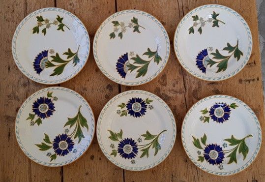 E S T E� CERAMICHE PORCELLANE Srl. - Este (Padova)  - Asta Asta a tempo AIRC - Associazione Nazionale - Case d'Asta italiane