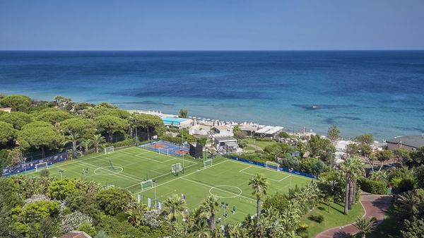 FORTE VILLAGE RESORT - Pula (Cagliari)  - Asta Asta a tempo AIRC - Associazione Nazionale - Case d'Asta italiane