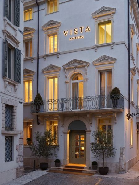 VISTA PALAZZO VERONA  - Asta Asta a tempo AIRC - Associazione Nazionale - Case d'Asta italiane