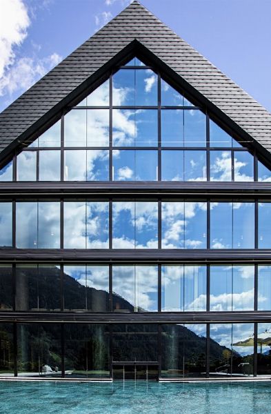 LEFAY RESORT a scelta se Lago di Garda o Dolomiti  - Asta Asta a tempo AIRC - Associazione Nazionale - Case d'Asta italiane