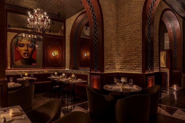 CHAPTER ROMA HOTEL  - Asta Asta a tempo AIRC - Associazione Nazionale - Case d'Asta italiane