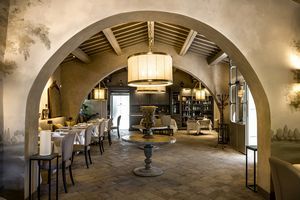 FATTORIA di TORRE A CONA - San Donato in Collina, Rignano sull'Arno (Firenze)  - Asta Asta a tempo AIRC - Associazione Nazionale - Case d'Asta italiane