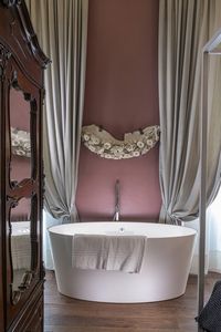 ELEONORA� BOTTICELLI  - Asta Asta a tempo AIRC - Associazione Nazionale - Case d'Asta italiane