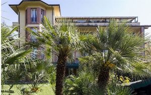 HOTEL FRANCESCHI - Forte dei Marmi (Lucca)  - Asta Asta a tempo AIRC - Associazione Nazionale - Case d'Asta italiane