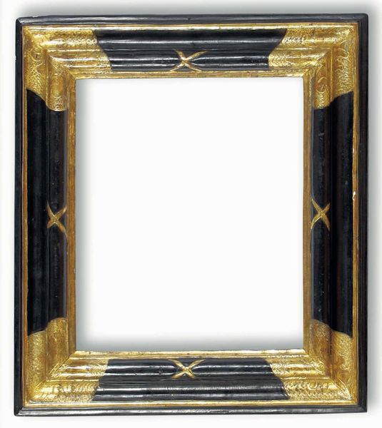Piccola cornice in legno ebanizzato e dorato. XVIII secolo  - Asta Cornici antiche - Associazione Nazionale - Case d'Asta italiane