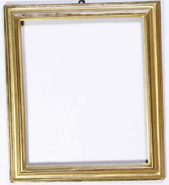 Cornice in legno dorato  - Asta Cornici antiche - Associazione Nazionale - Case d'Asta italiane