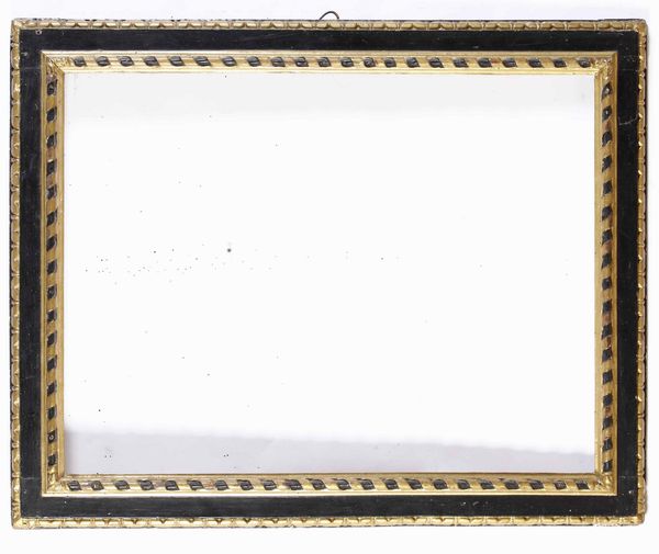 Cornice a cassetta in legno ebanizzato e dorato. Siena XVII secolo  - Asta Cornici antiche - Associazione Nazionale - Case d'Asta italiane