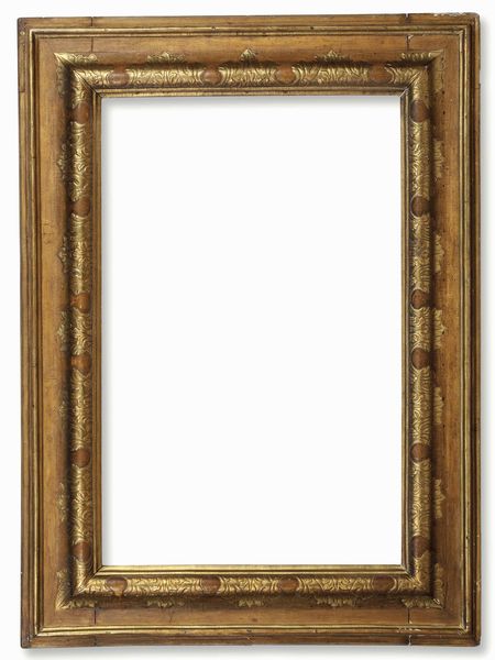 Cornice a cassetta laccata e parzialmente dorata. Marche XVII secolo  - Asta Cornici antiche - Associazione Nazionale - Case d'Asta italiane