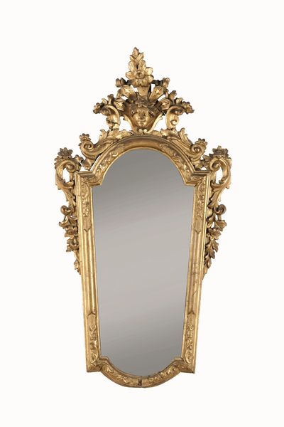 Sei specchiere in legno intagliato e dorato. XIX-XX secolo  - Asta Dimore italiane - Associazione Nazionale - Case d'Asta italiane