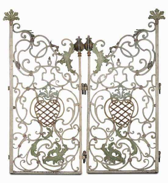 Cancelletto in ferro battuto e parzialmente policromo  - Asta Dimore italiane - Associazione Nazionale - Case d'Asta italiane