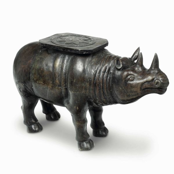 Scultura di rinoceronte in metallo patinato. XX secolo  - Asta Dimore italiane - Associazione Nazionale - Case d'Asta italiane