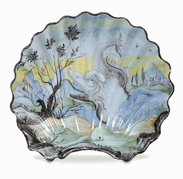 Bacinella a forma di conchiglia<BR>Pavia, XIX secolo (?)<BR>  - Asta Dimore italiane - Associazione Nazionale - Case d'Asta italiane